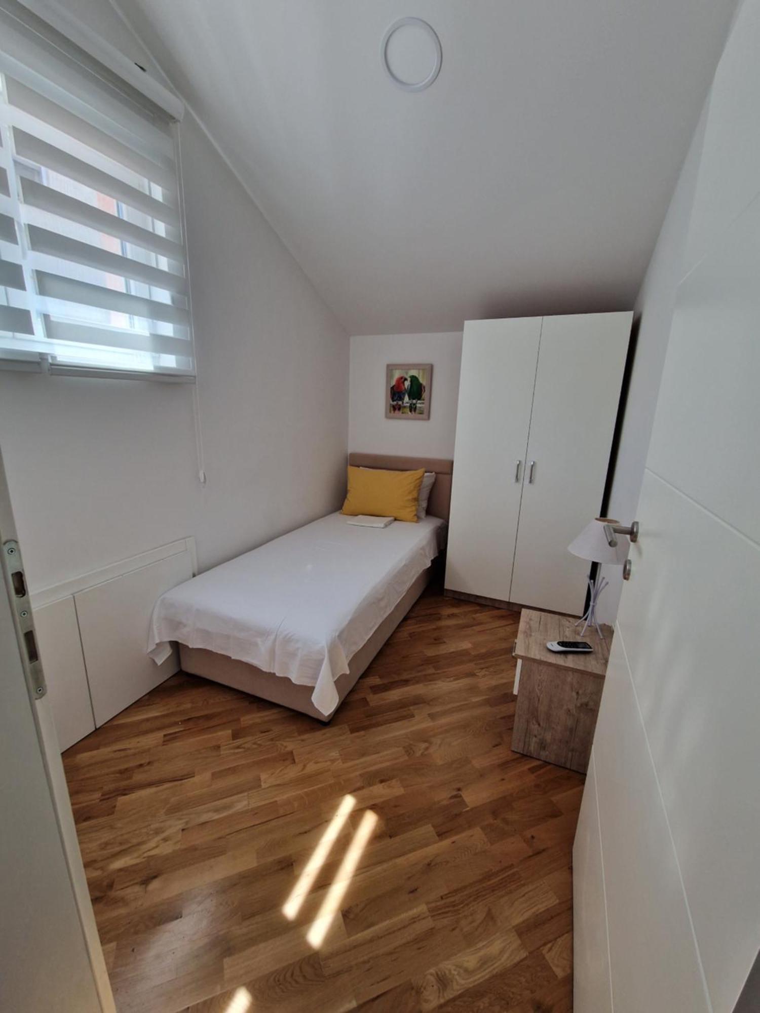 Tamara With Garden And River View - Free Private Parking - Garage Mostar
